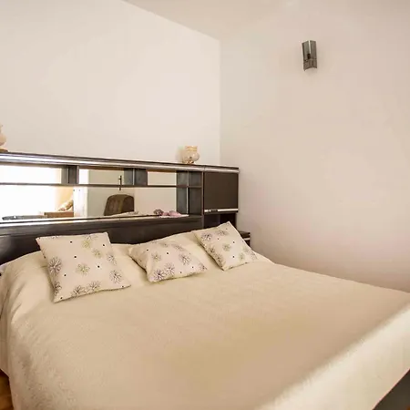In Rovinj/istrien 11528 アパート