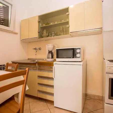 In Rovinj/istrien 11528 Apartment *